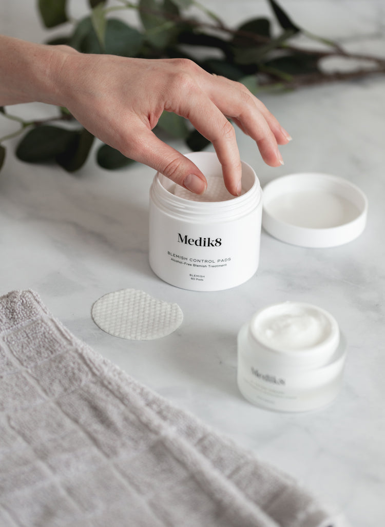 BLEMISH CONTROL PADS